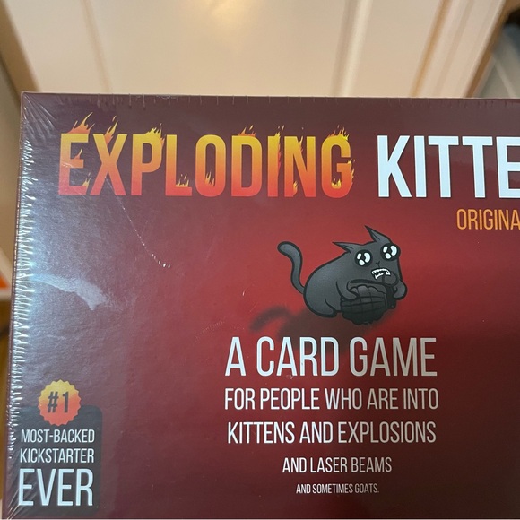 NWT EXPLODING KITTENS CARD GAME - Picture 3 of 7